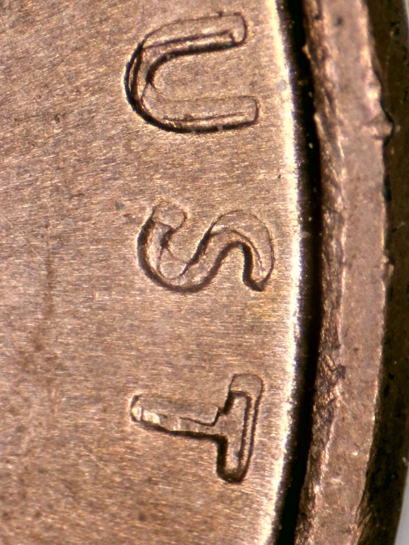 New-Collector---Can-Someone-Tell-Me-What-This-Is?--No-Other-Errors-Noticeable-On-Coin