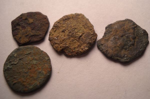 Help-ID-Coin-From-Metal-Detector-Find-Lot