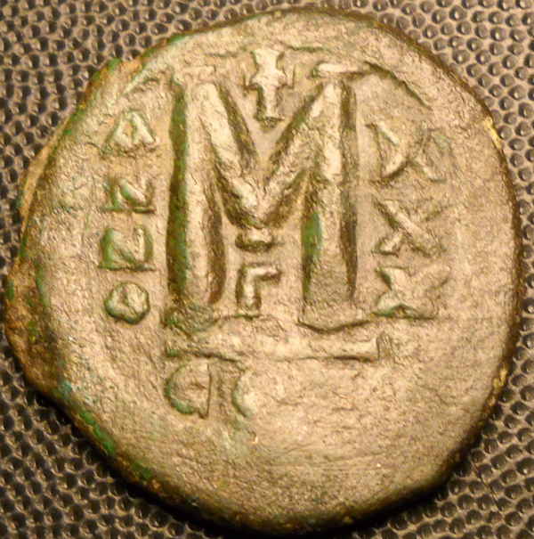 Justinian-I--Great-Follis