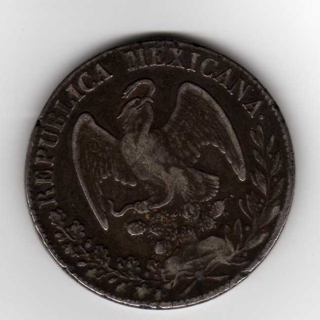 Early-Date-Facing-Eagle-8-Reales-Of-Mexico