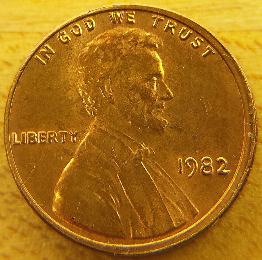 1982-P-Lg.-Date,-Copper