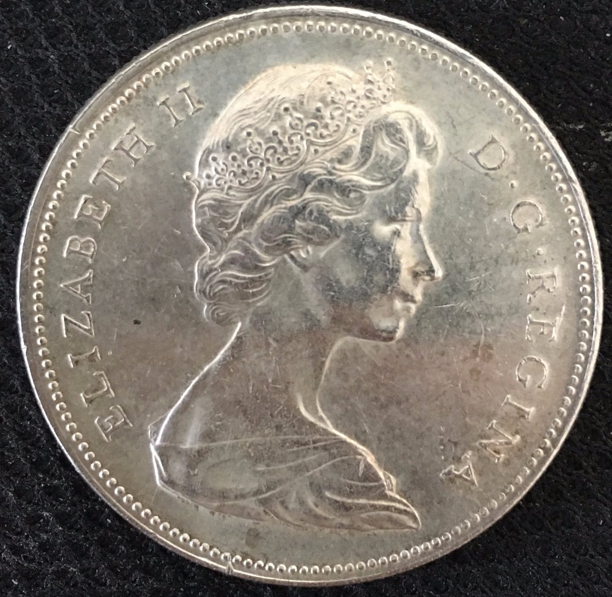 Need-Help-On-Identifying-1966-Dollar-Beads