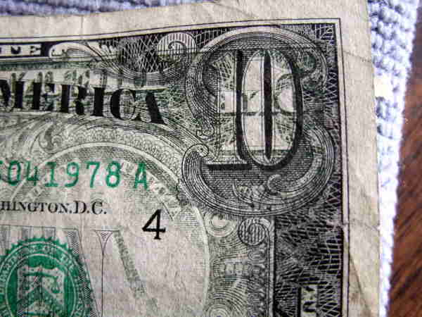 $10-Dollar-Bill-Series-1981A-With-$20-Overprinting