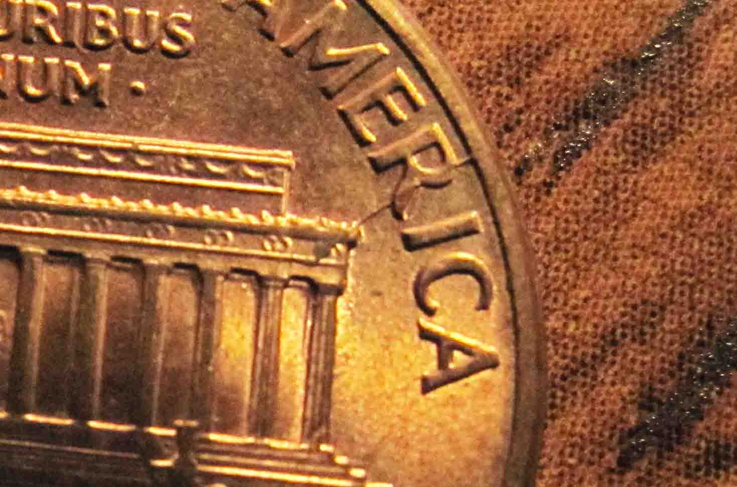 1992-Lincoln-Die-Crack?