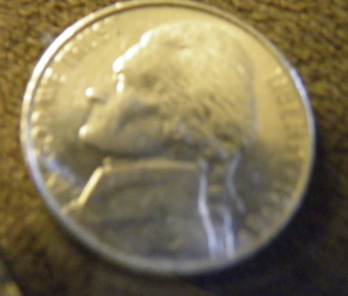 Anyone-Can-Help-Tell-Me-Whats-Going-On-With-These-2-Nickels?