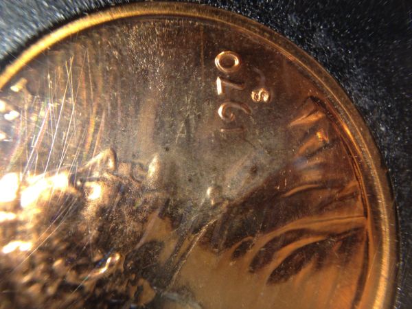 1970-Proof-Set,-Toning,-Mold,-Verdigris-Or-?