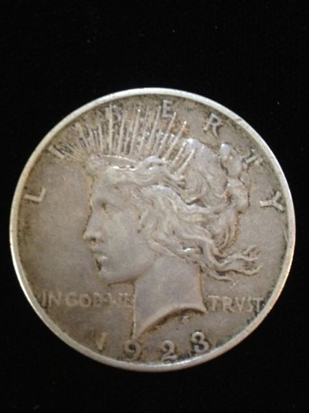23-D-&-Strange-22-D-Peace-Dollars