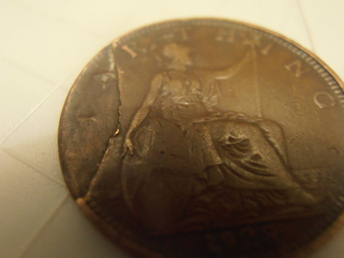 1928-Farthing-.error-Or-Damaged?