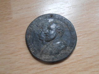 Old-British-Coronation-Medal-?