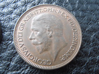 Geroge-V-Farthings-.-VG-Cond