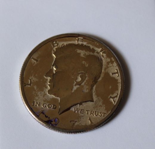 1971-Kennedy-Half-Dollar-That-Looks-Like-A-Silver-Edge?