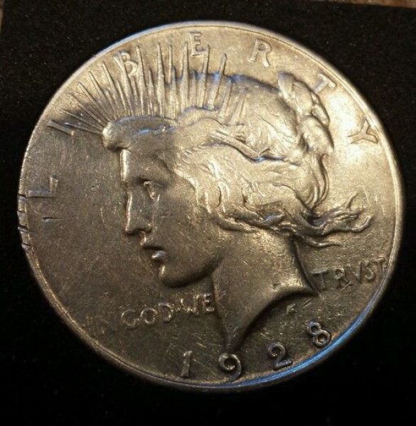 1928-P-Peace-Dollar-What-Is-The-Grade?