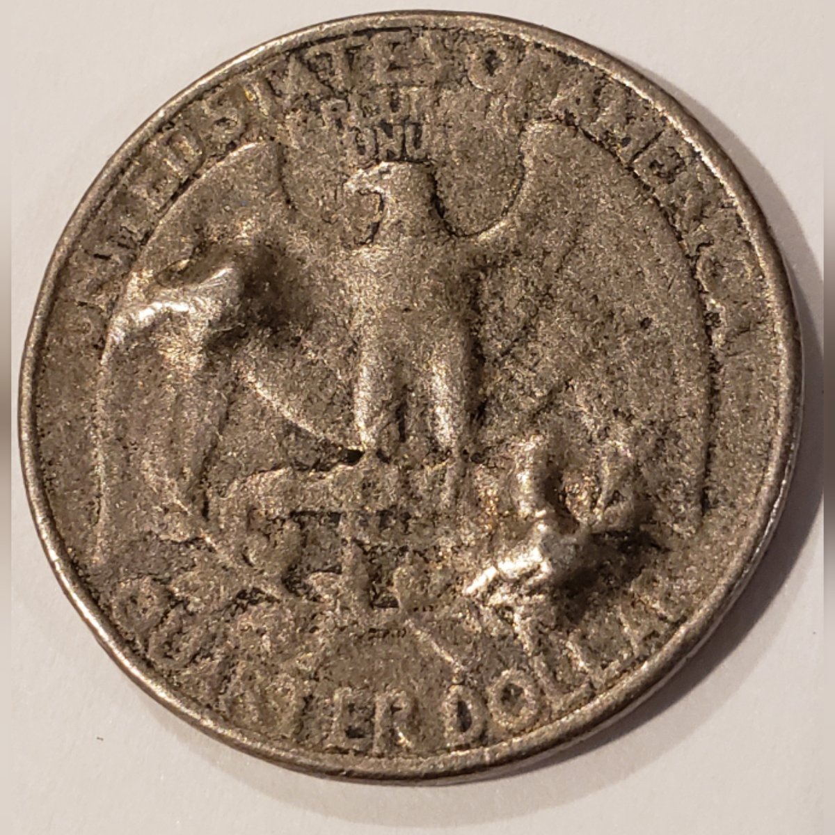 Help-With-1980-US-Quarter-Reverse-Defect