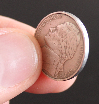 Mule-Error-Nickel:-Two-Jefferson-Faces-1999-P-And-2001-P-Minted-Coin.