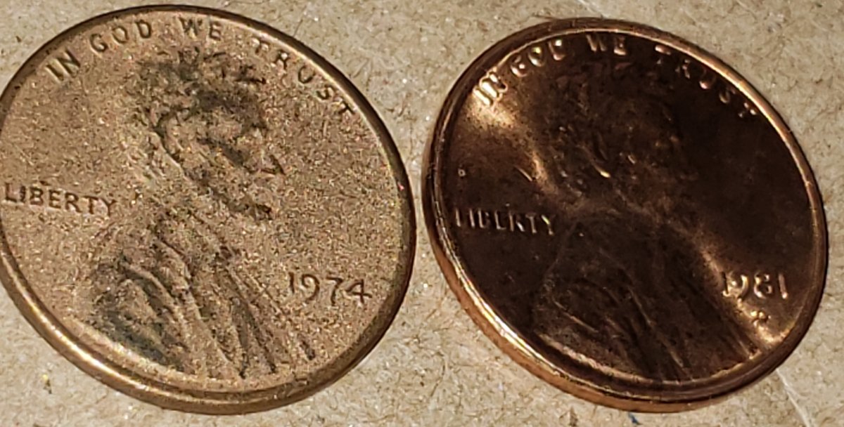 1974-Lincoln-Penny,-Looks-Light-Grey-Or-Something,-Any-Help-Please