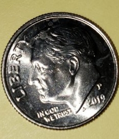 2019-P-Dime-Dimple-On-Chin-Error?