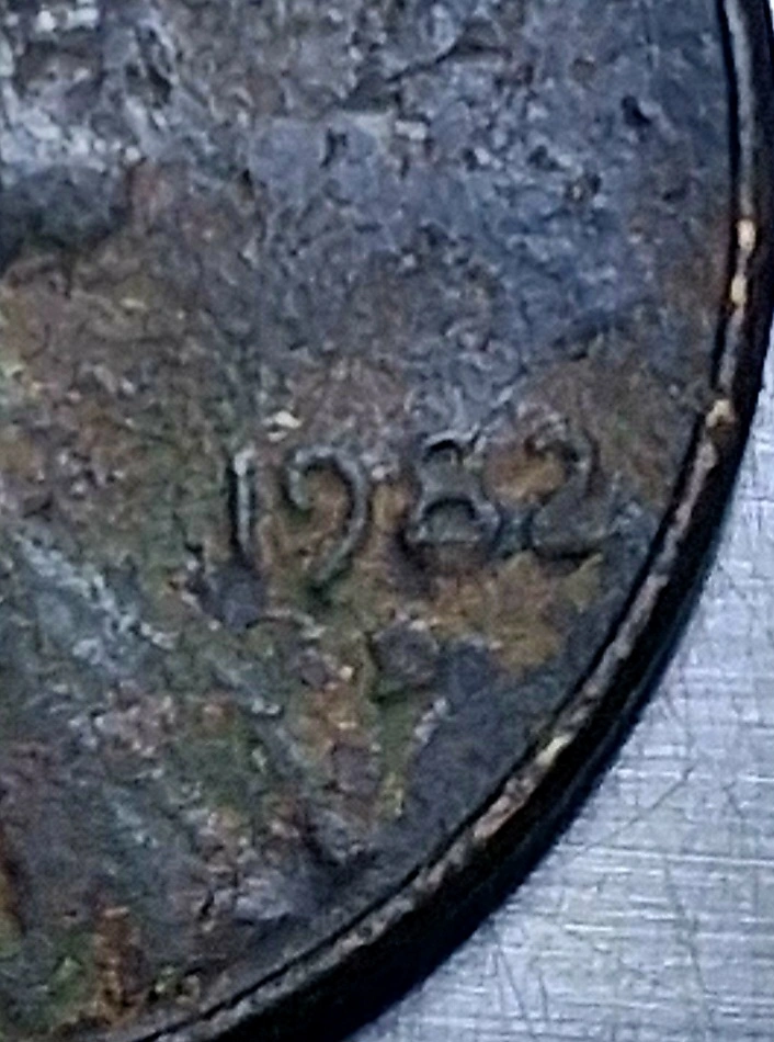 Is-This-The-1982-D-Copper-Small-Date?