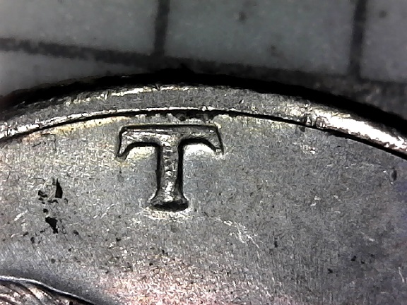 1972-D-Kennedy-Half-Dollar-Weird-Doubling