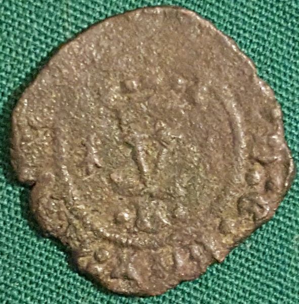 Large-P-W/-Crown-Coin