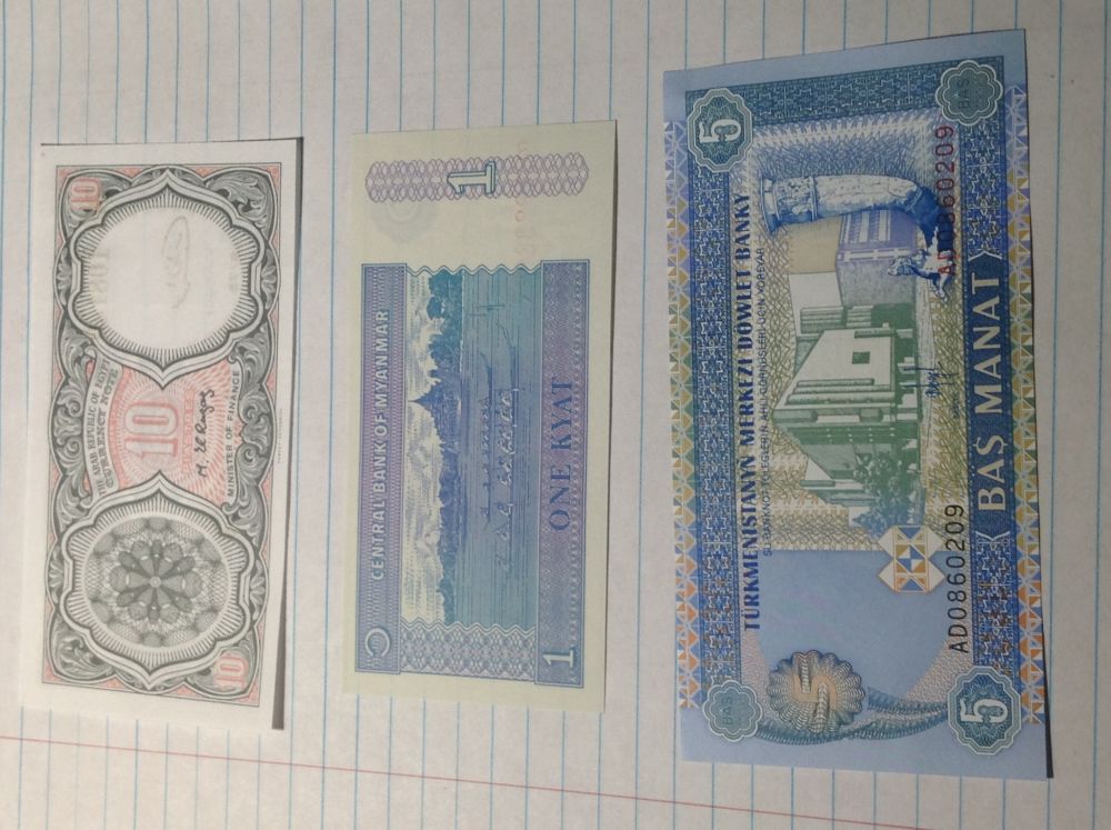 Marking-The-200th-Post-With-World/Us-Banknotes