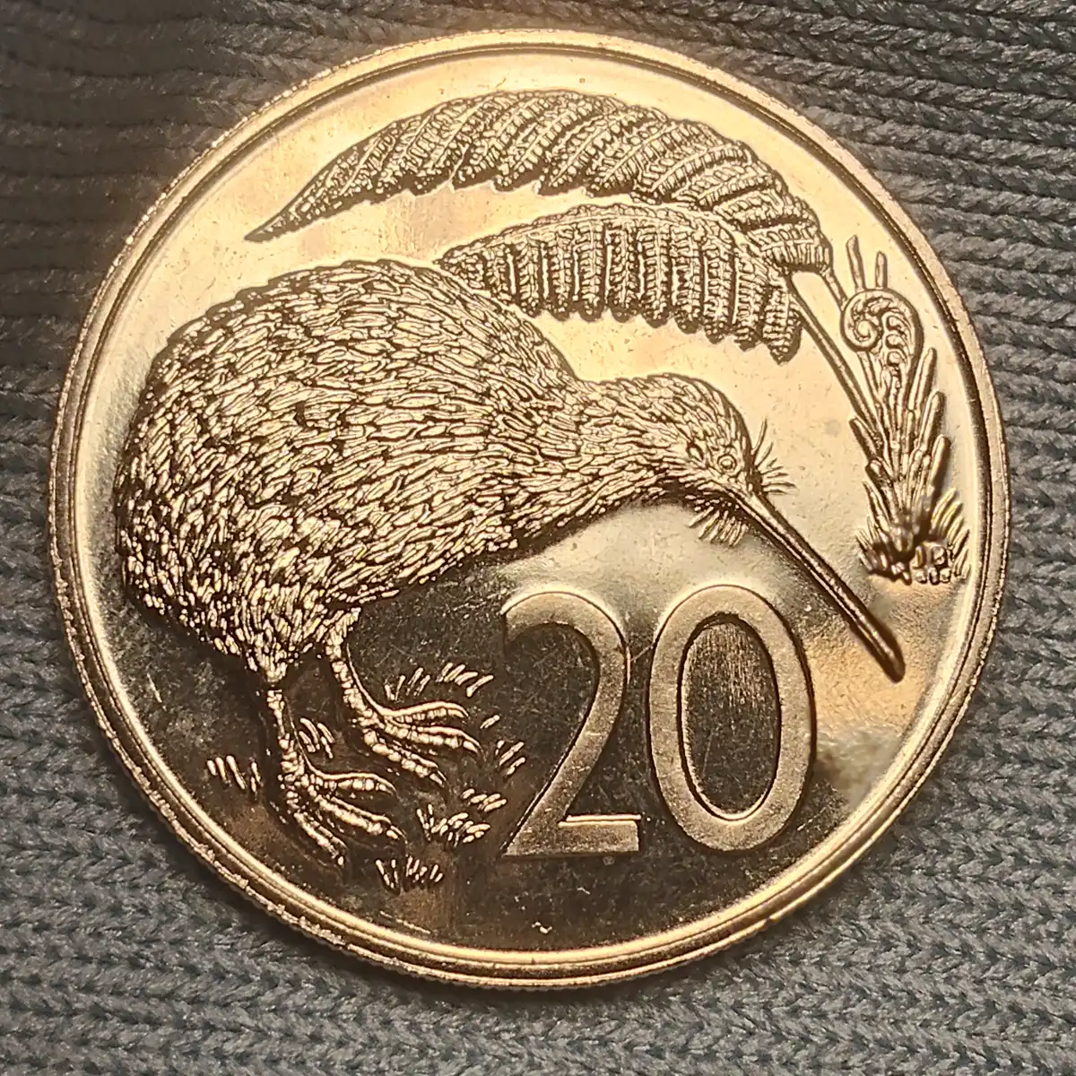 1979-NZ-$1-Burrs-+-20c-#2-Lip
