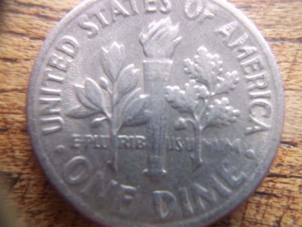 1972-P-Dime-Die-Clash?