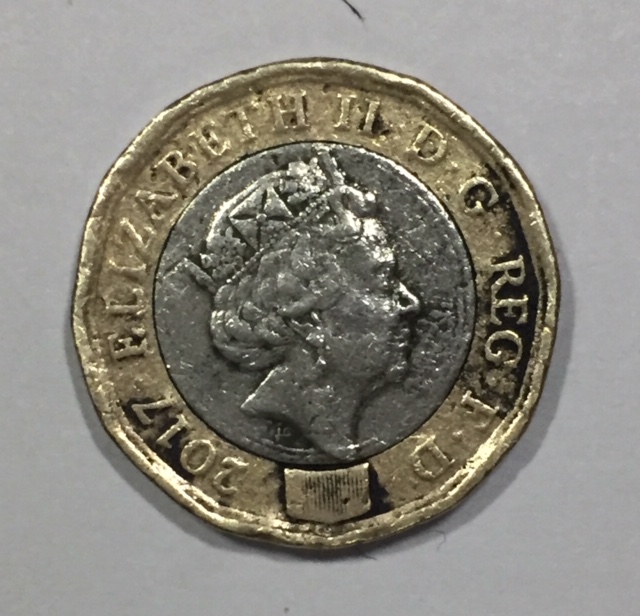 A-Couple-Of-GB-£1-Coins-With-Errors