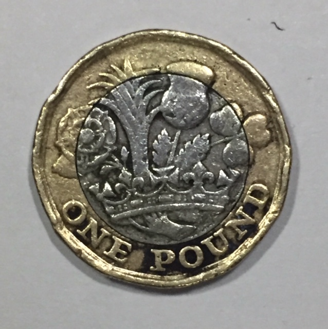 A-Couple-Of-GB-£1-Coins-With-Errors