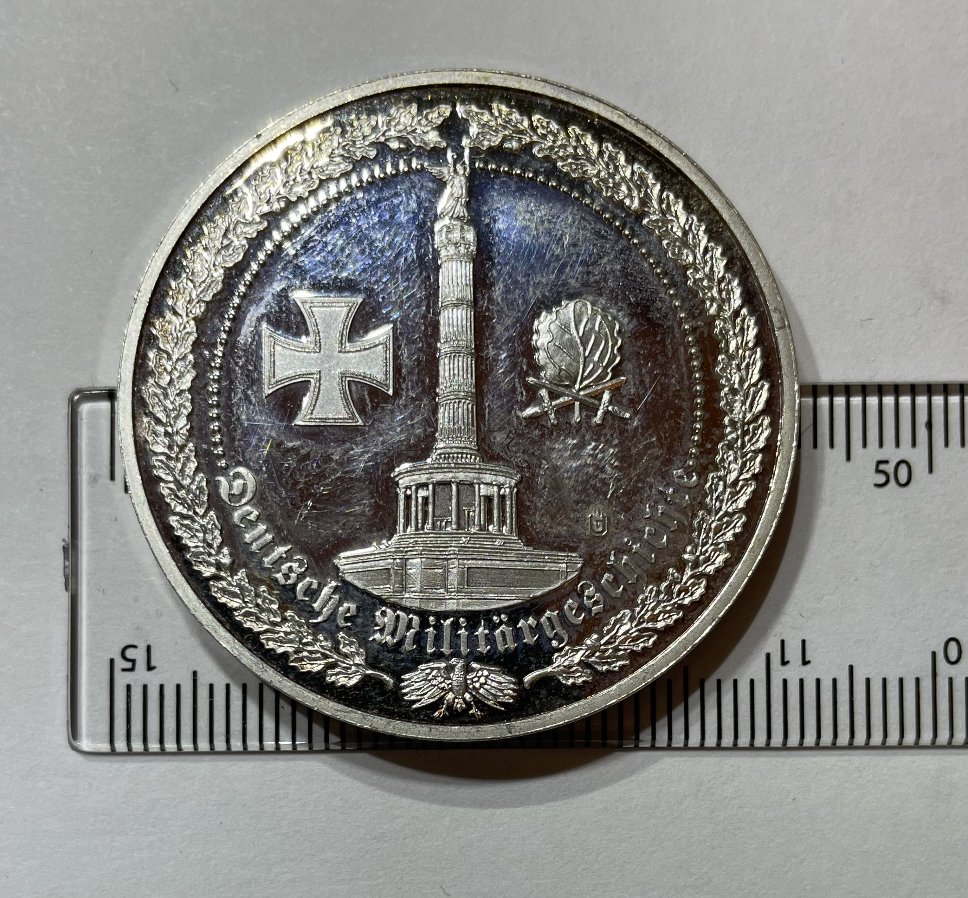 Need-Some-Help-Identifying-This-Token-/-Medal