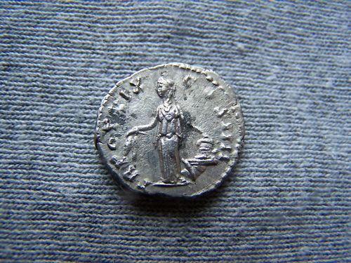 Real-Or-Fake-Antoninus-Pius