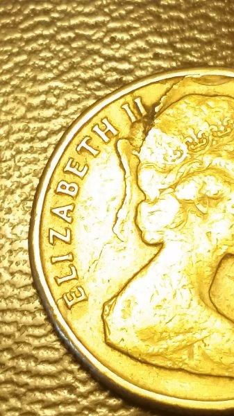 Dollar-Die-Crack?
