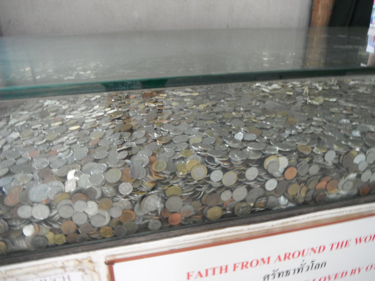 Here's-A-World-Coin-Lot!