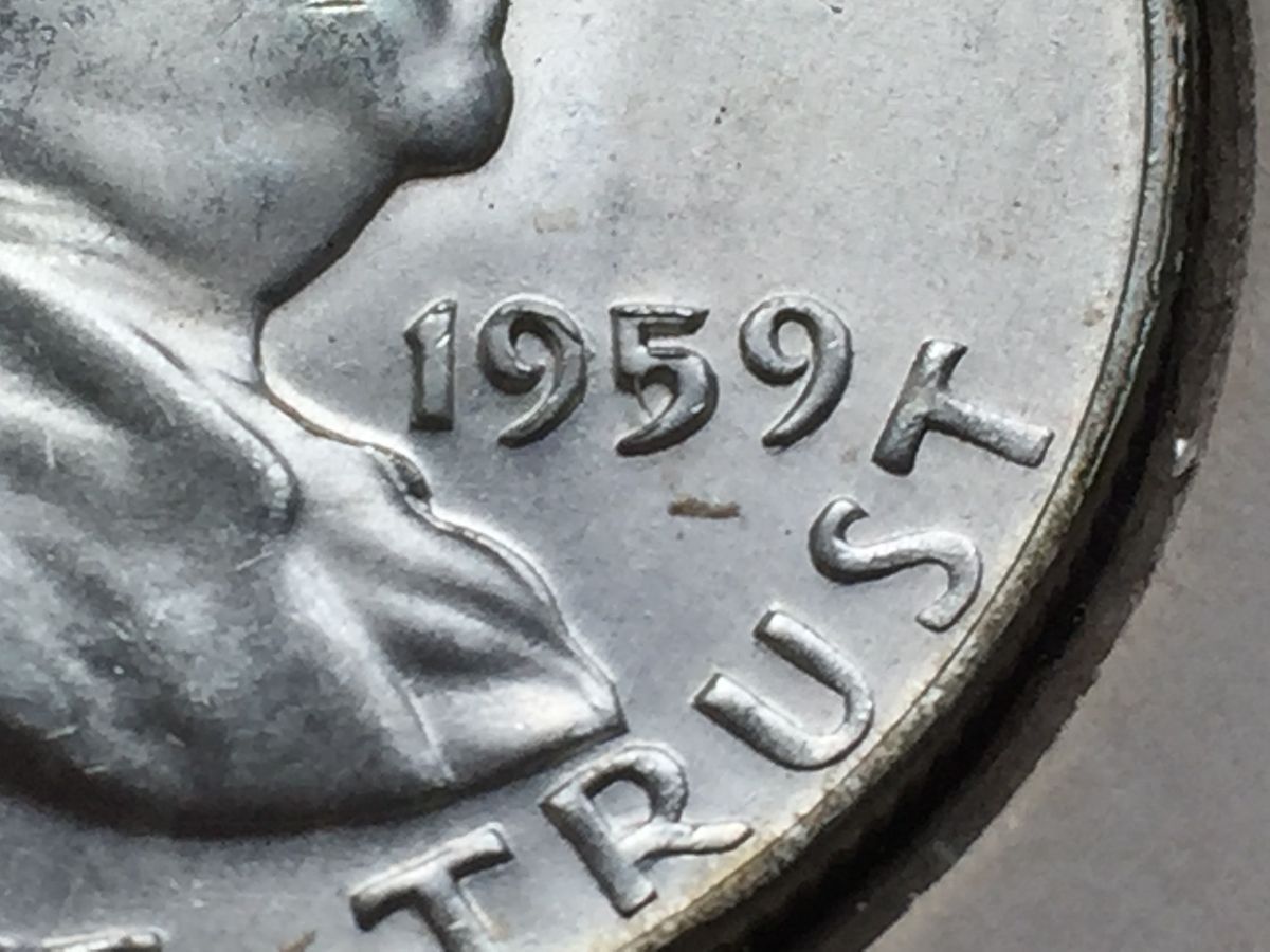 1959-D-Franklin-Half-Dollar---Raised-Metal-On-Date