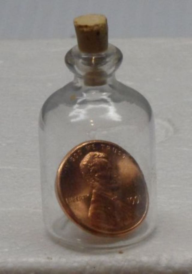 1976-Penny-Sealed-In-Glass-Bottle-Uncirculated