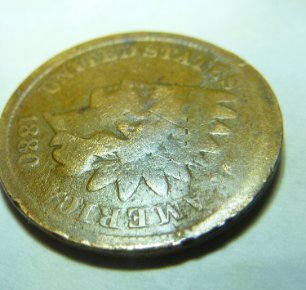 1880-Indian-Head-Penny-With-A-Split-Down-The-Edge