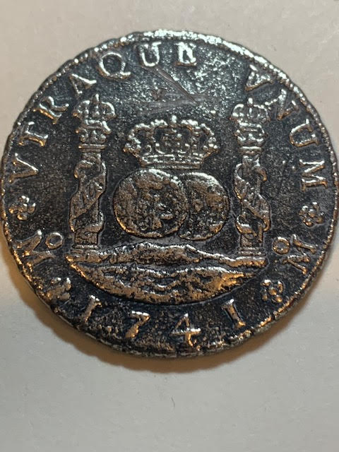 1741-8-Reales---Real-Or-Fake?