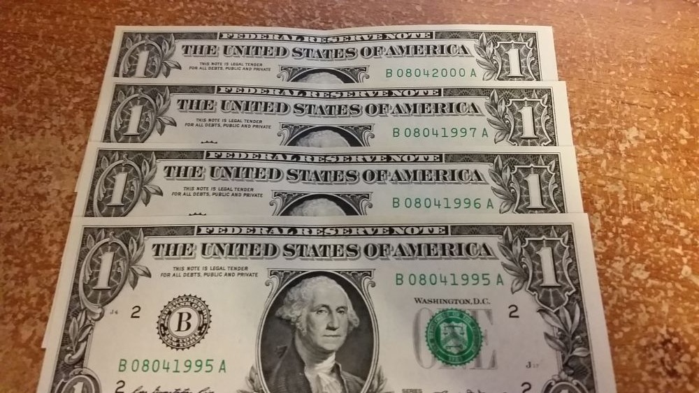 Nice-Stack-Of-Birthday-Notes