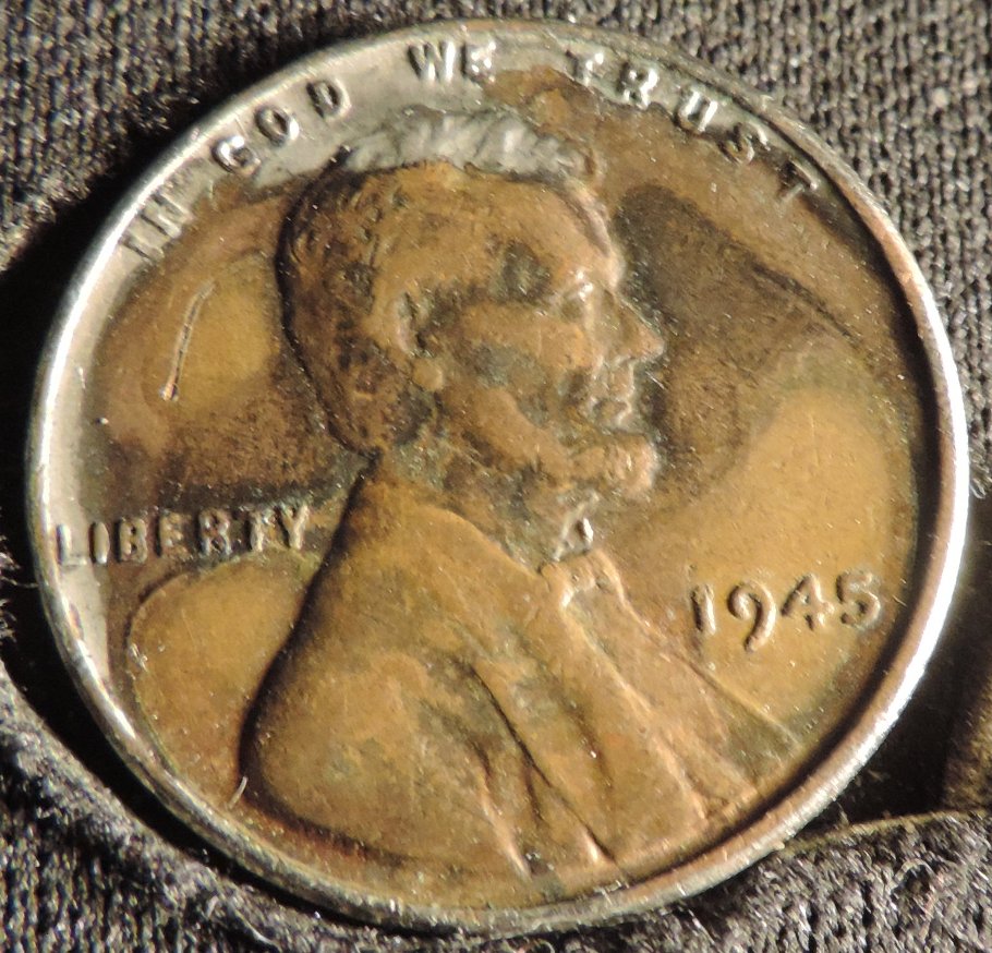 1945-1/2-Silver-Color-And-1/2-Copper.