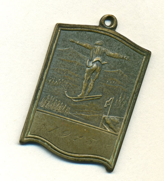 1945-Ski-Jumping-Medallion