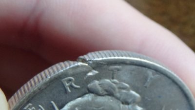 1922-Peace-Dollar---PMD-Or-Flawed-Planchet?