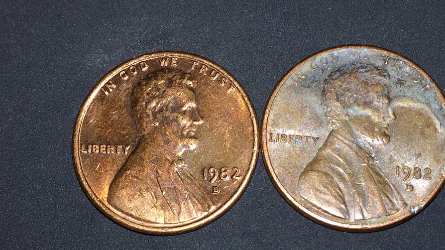 1982-Small-Date-And-Large-Date