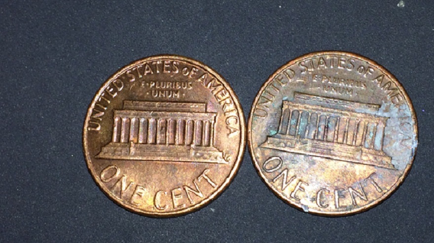 1982-Small-Date-And-Large-Date