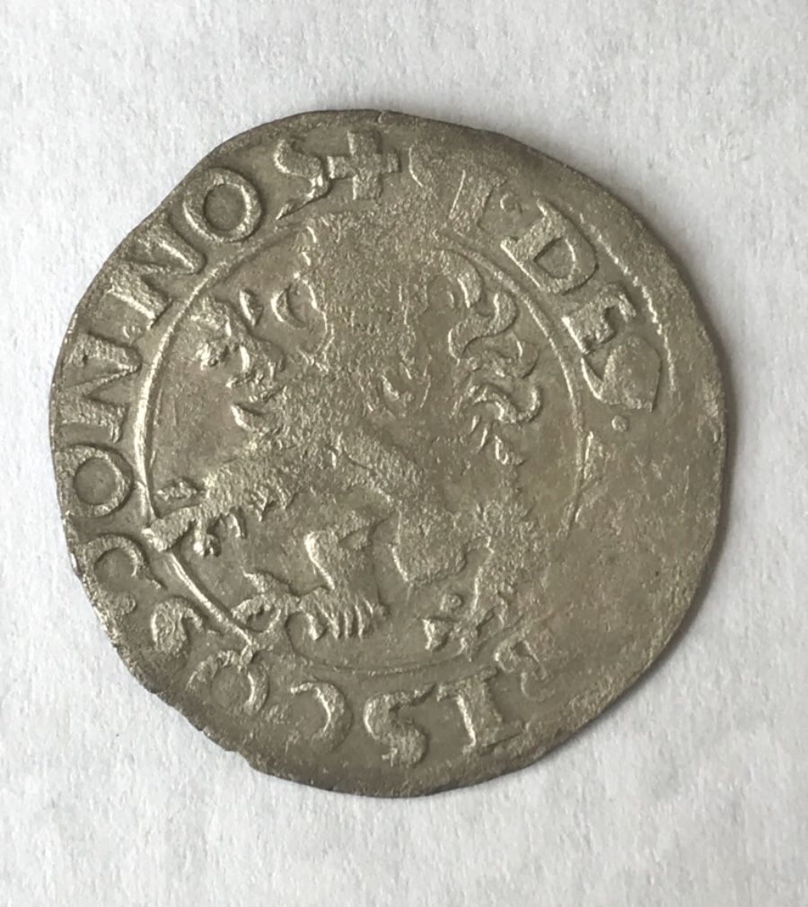 Help-Identifying-This-1525-Medieval-Coin