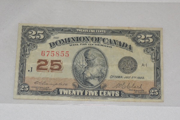 Bundle-Of-Canadian-Bills