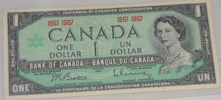 Bundle-Of-Canadian-Bills