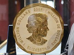 World's-Largest-Coin-Is-Canadian-$1-Million-Maple-Leaf