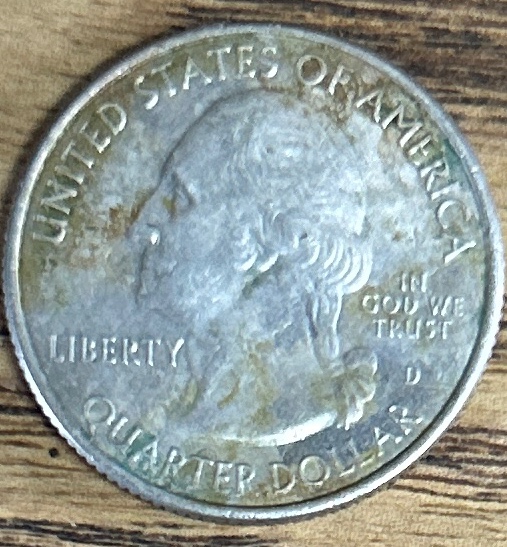 2017-D-Quarter.-Reverse-Side-Is-Gold-Colored.