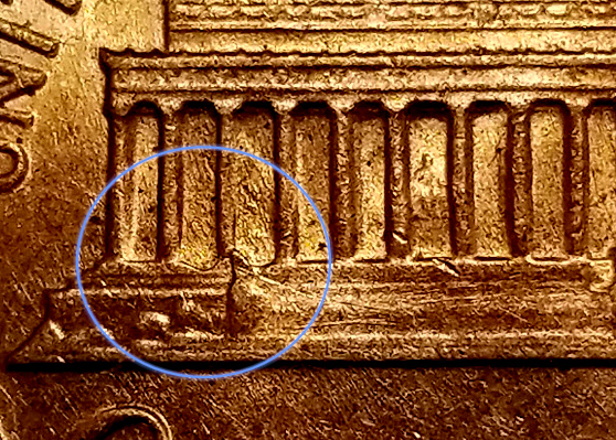 1980-Penny-Small-Detail-In-The-Lincoln-Memorial...what-Could-It-Be?