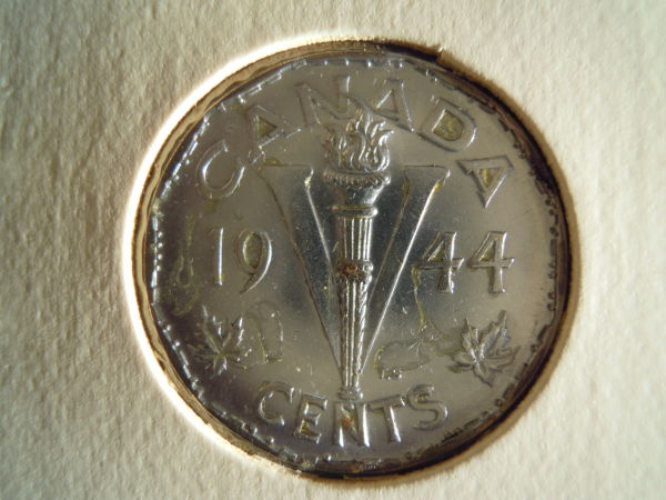 Question,-Tombac-On-1944-CDN-Nickel