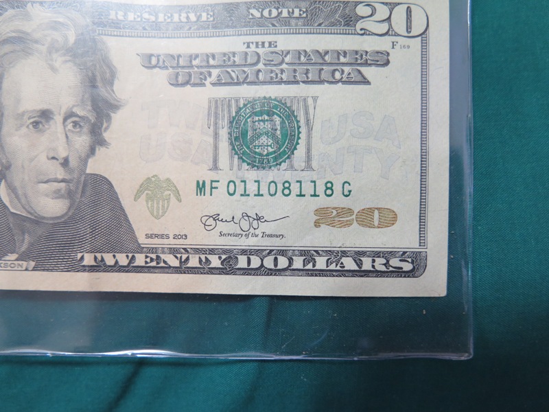 2013-Twenty-Dollar-Note-Serial-Number